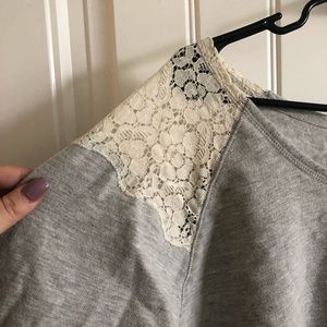 Sweaters - Grey off the shoulder croptop sweater Sweaters - Grey off the shoulder croptop sweater